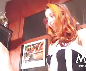 MMV filmide köögis kuuma Saksa babes
