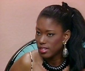 Ebony ayes
