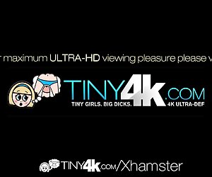 4k tiny4k - väike teismelised emma ja ava jagada tohutu kukk