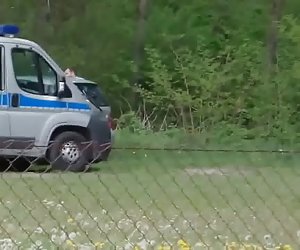 Poola sex avalikus kohas politsei huviorbiidis