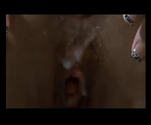 Kuum longahaired milf valus anal
